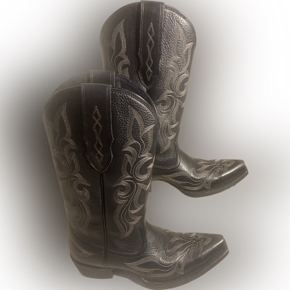 Ariat Black Western Embroidered Leather Heeled Cowboy Boots